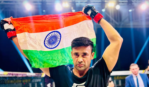 Sangram Singh Makes Historic MMA Debut, Defeats Pakistani Fighter Ali Raza Nasir in Record Time