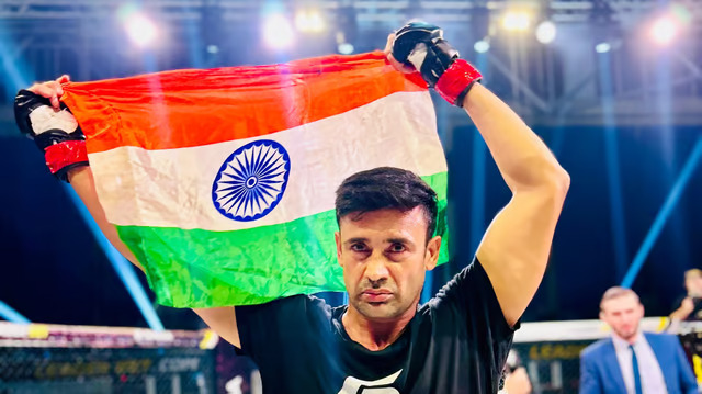 Sangram Singh Makes Historic MMA Debut, Defeats Pakistani Fighter Ali Raza Nasir in Record Time